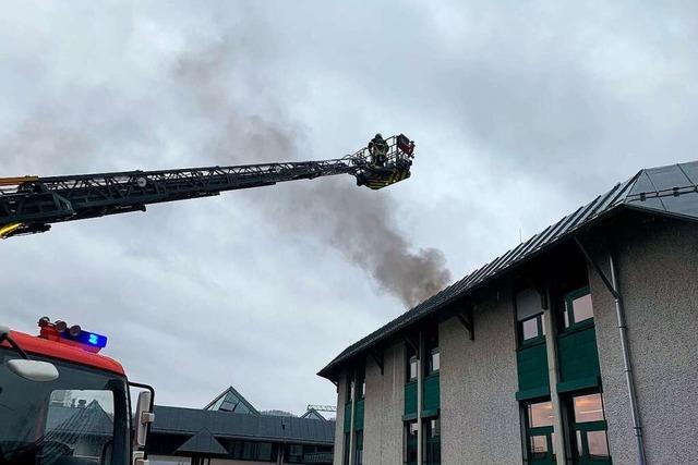 Heizungsdefekt an der Gewerbe-Akademie Schopfheim ruft Feuerwehr auf den Plan