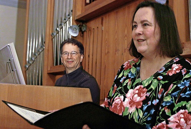 Der Organist Martin Gro und die Mezzo...y beim Gottesdienst zum Valentinstag    | Foto: Heidi Fel