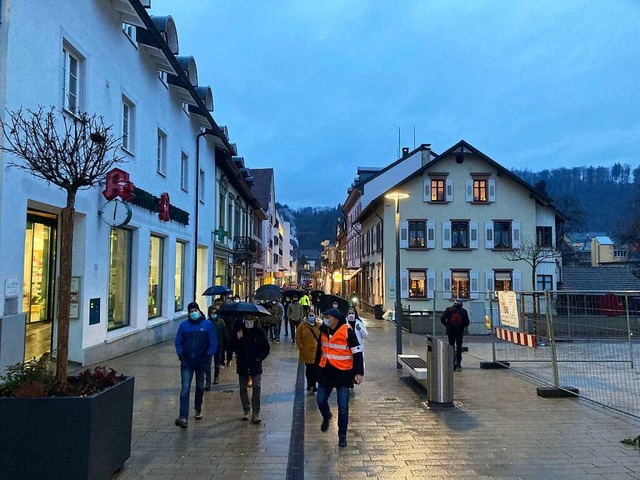 Der &#8222;Aufzug&#8220; in Schopfheim verlief friedlich.  | Foto: Sarah Trinler