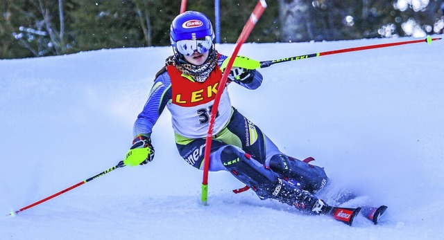 Im Slalom lag Emilia Valasek nach dem ... dann jedoch im zweiten Durchgang aus.  | Foto: Martin Siegmund