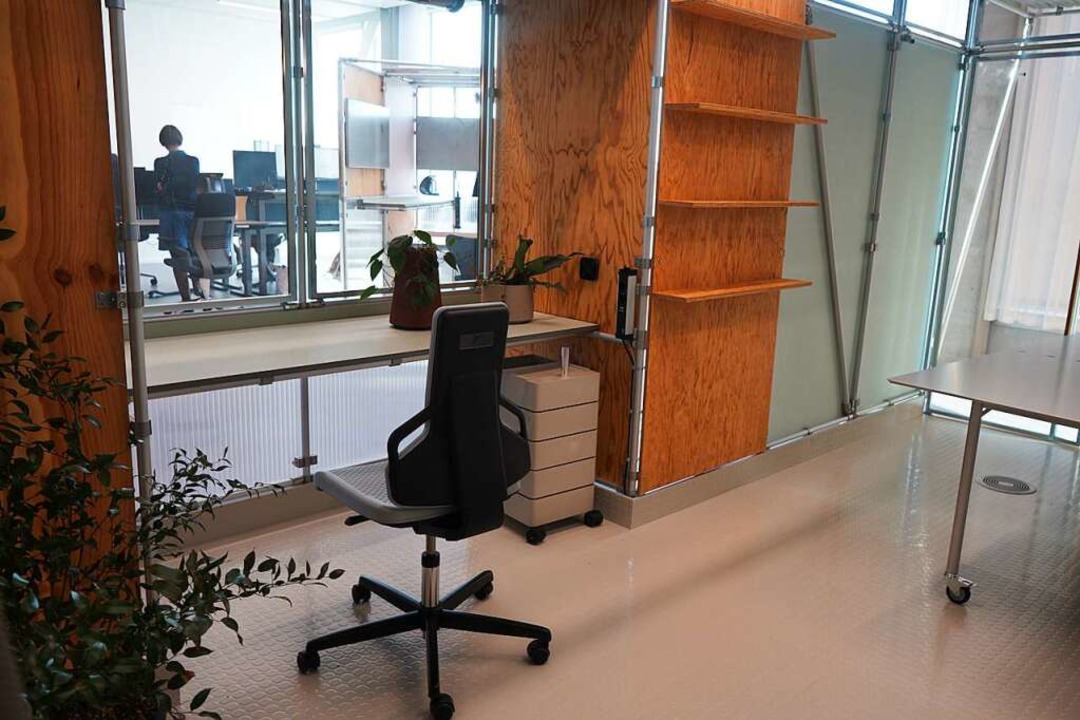 In diese Boxen im vierten Stockwerk, &...uchende und Brainstormer zurckziehen.  | Foto: Lisa Petrich