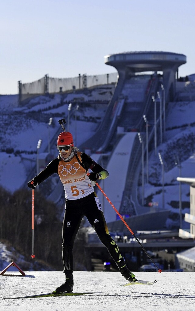 Franziska Preu auf der Strecke in Zhangjiakou  | Foto: Angelika Warmuth (dpa)