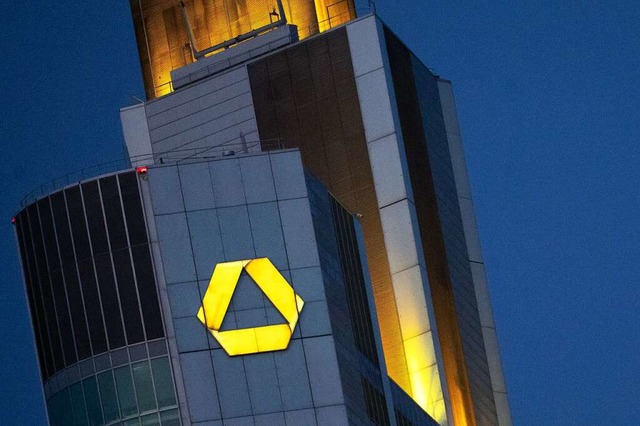 Der Commerzbank-Tower in Frankfurt  | Foto: Sebastian Gollnow (dpa)