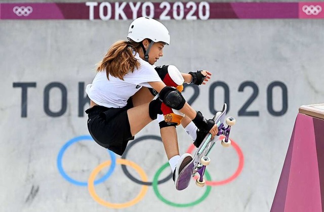 Skateboarderin Lilly Stoepasius war als 13-Jhrige in Tokio dabei.  | Foto: Marijan Murat (dpa)