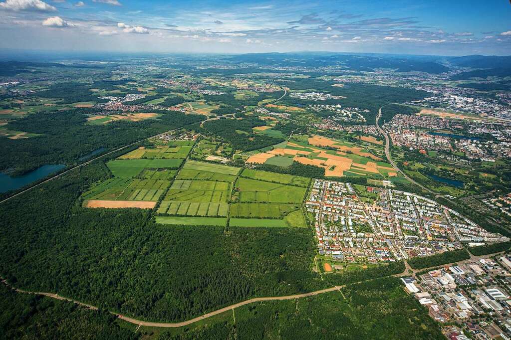 Stadt Freiburg Und Sparkasse Verhandeln Wichtigen Vertrag Für Dietenbach Freiburg Badische 