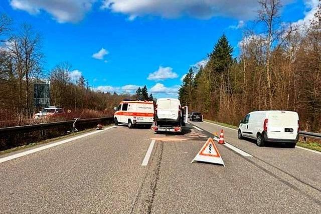 Mehrere Verkehrsunfälle auf der A 5 bei Freiburg-Nord sorgen für Großeinsatz