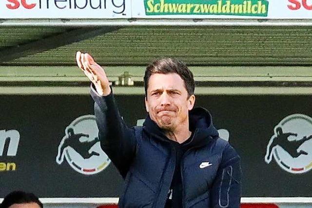 Ein Dreier fr den SC Freiburg II zum Ehrentag von Coach Thomas Stamm