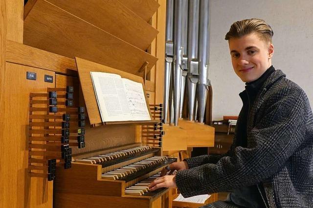 Simon Falk aus Weil am Rhein ist ein Ausnahmetalent an der Orgel