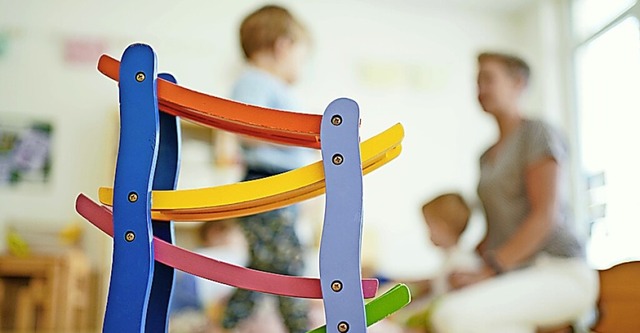 Im Kindergarten Arche Noah wird eine zweite PiA-Ausbildungsstelle geschaffen.  | Foto: Uwe Anspach (dpa)