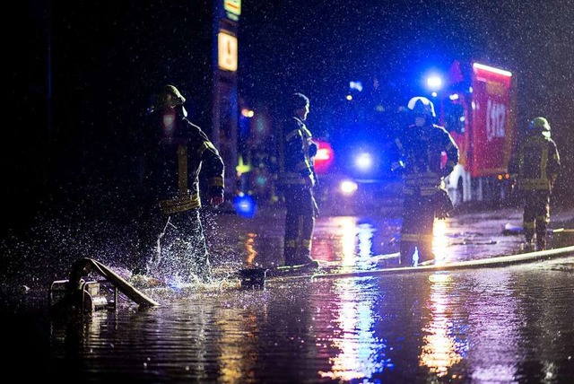 In so einem  Notfall soll rasch reagiert werden knnen (Symbolfoto).  | Foto: Hauke-Christian Dittrich (dpa)