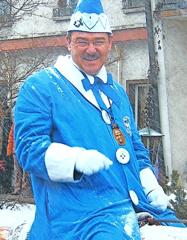 Erhard Morath als Narrenrat auf dem St... im Hs als Pflumeschlucker unterwegs.  | Foto: Erhard Morath