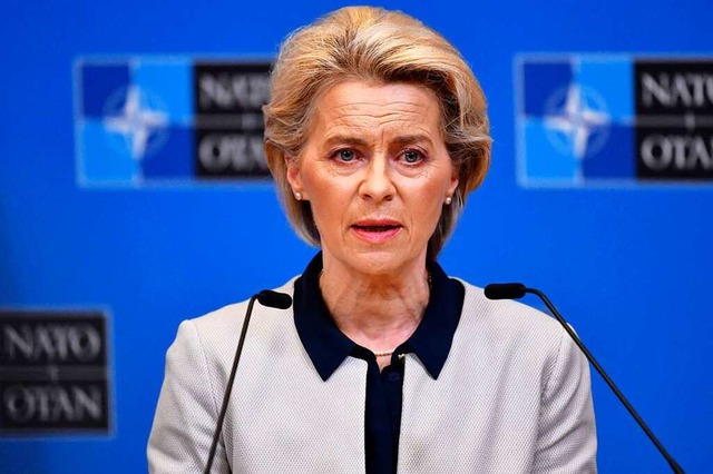 Kommissionsprsidentin Ursula von der Leyen am Donnerstagmittag in Brssel  | Foto: JOHN THYS (AFP)