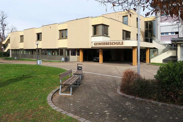Dieser neuere Bau des Gebudes A der G...wird, entscheidet der Kreistag im Mai.  | Foto: Peter Gerigk
