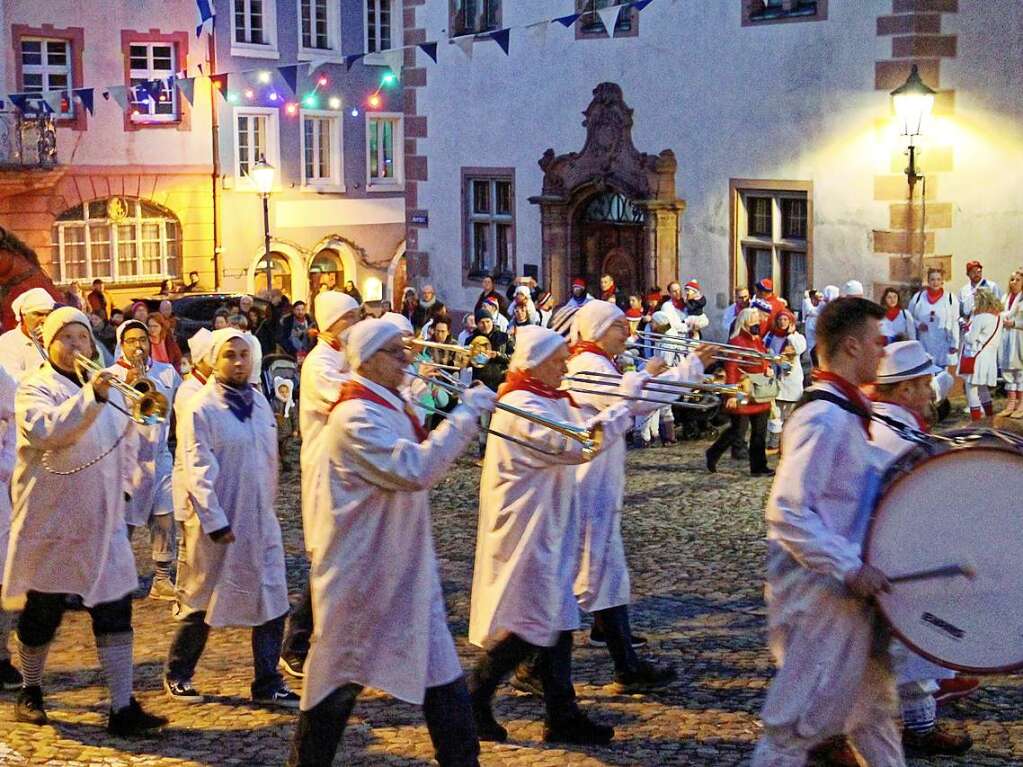 Szenen vom Fasnetsauftakt am Donnerstagabend in Endingen