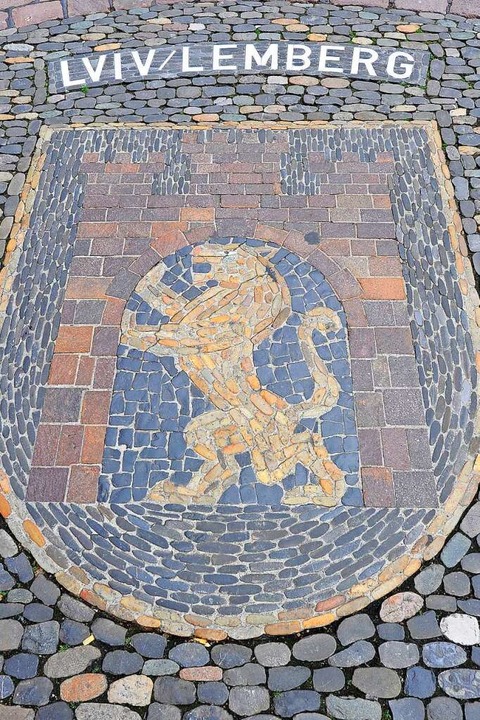 Das Wappen von Freiburgs westukrainisc... Freiburger Rathausplatz (Archivbild).  | Foto: Ingo Schneider