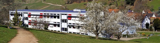 Die Ren-Schickele-Schule in Badenweil...halbe Million Euro ertchtigt werden.   | Foto: Silke Hartenstein