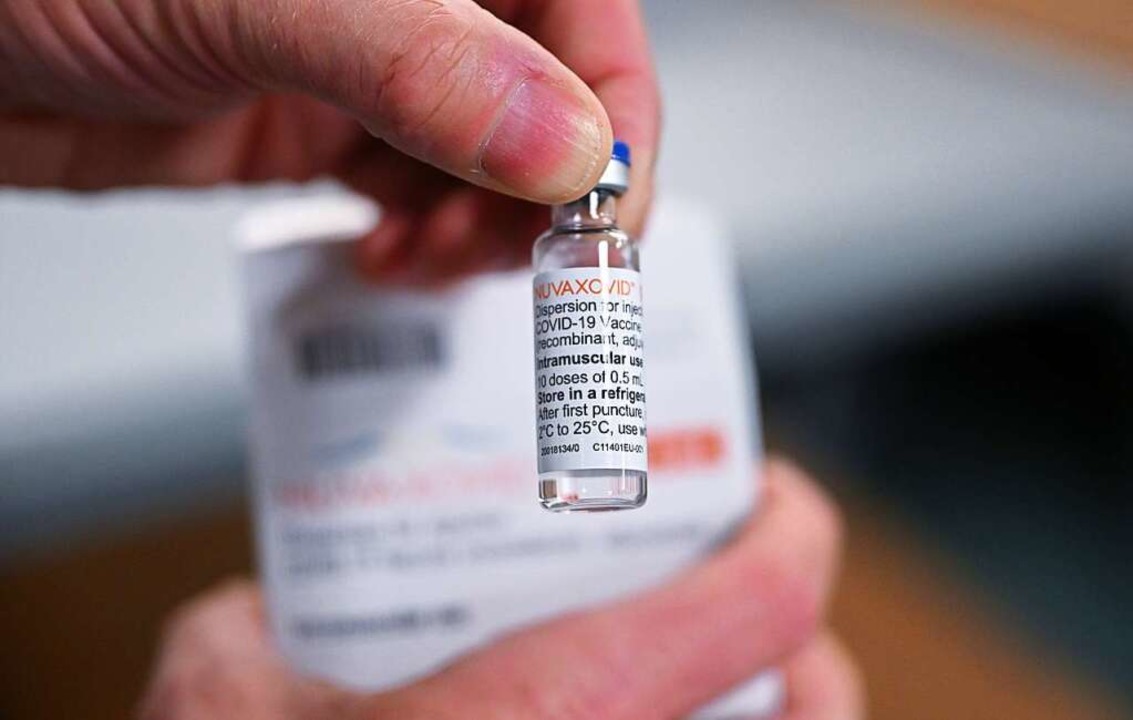 Auch mit dem neuen Impfstoff Nuvaxovid...n sich bei den Aktionen impfen lassen.  | Foto: Bernd Weißbrod (dpa)