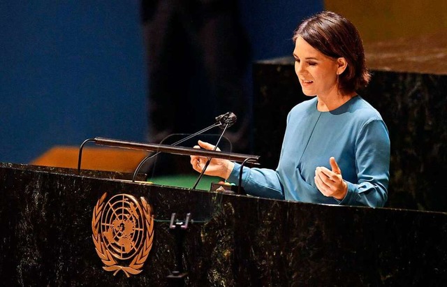 Souvern und klar sprach Annalena Baer...ollversammlung der Vereinten Nationen.  | Foto: ANDREA RENAULT (AFP)