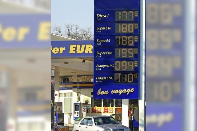Benzinpreise steuern auf Rekord zu