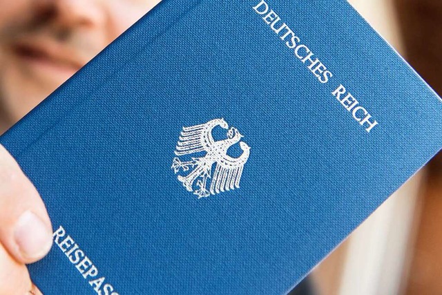 &#8222;Reichsbrger&#8220;-Reisepass: ... Bundesrepublik nicht an (Symbolbild).  | Foto: Patrick Seeger