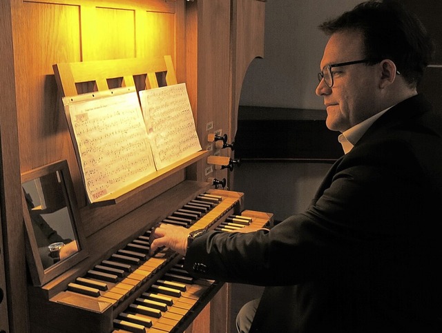 Michele Savino berzeugte mit seiner  Orgelmeditation.   | Foto: Georg Vo