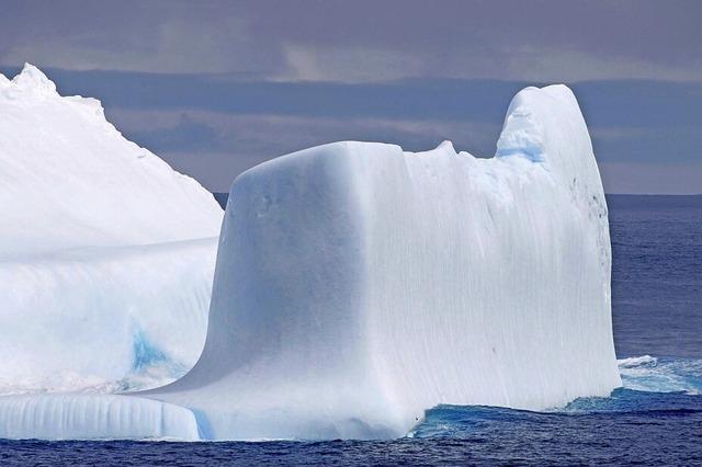 Das Antarktis-Eis schmilzt dahin