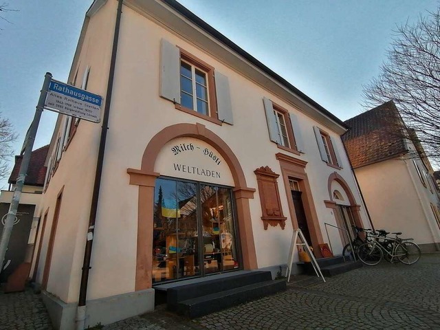 Im Erdgeschoss des Alten Rathauses in Stetten hat der Weltladen seinen Sitz.  | Foto: Daniel Gramespacher
