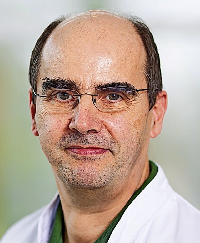 Martin Schuster ist seit Januar  Chefarzt der Inneren Medizin in Breisach.  | Foto: Christian Hanner fr Helios