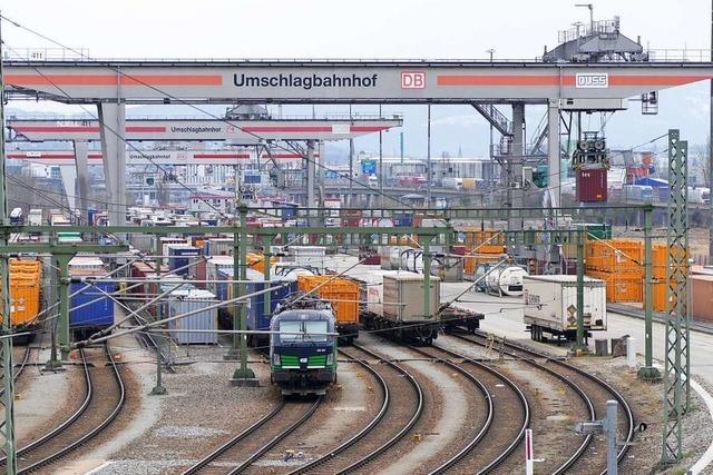 Der Umschlagbahnhof in Weil am Rhein soll um fast die Hälfte wachsen