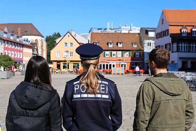 35 Mitarbeiter des Polizeiprdisiums O... gut einprgen und sie wiedererkennen.  | Foto: Polizeiprsidium