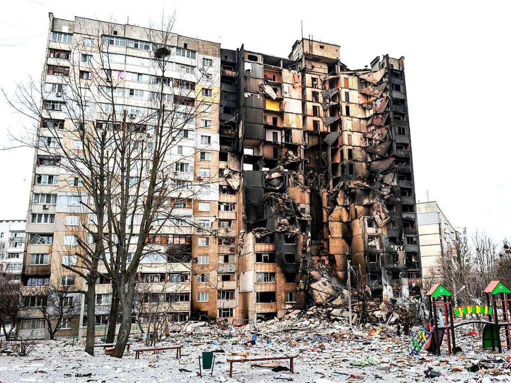 Zerstrungen nach einem Beschuss in Charkiw