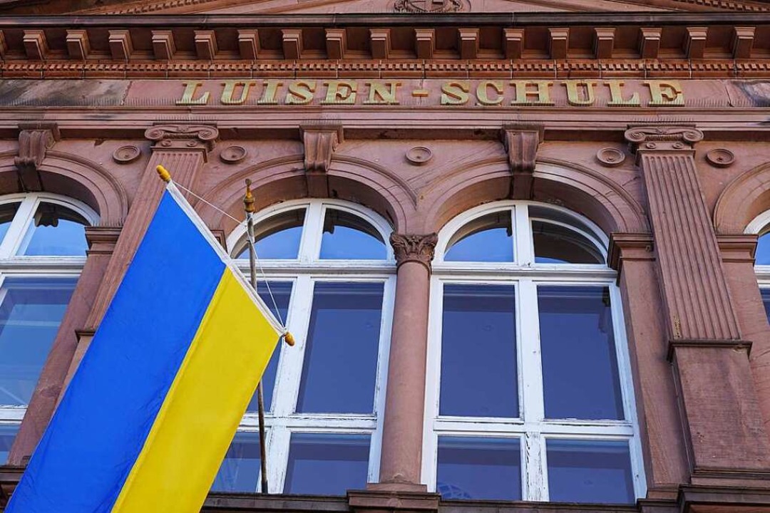 Die Stadt Lahr zeigt bereits Flagge für die Ukraine.  | Foto: Stadt Lahr