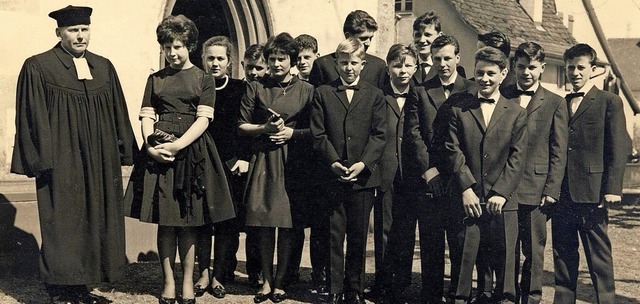 1962 feierten diese jungen Mrkter und... die Jubilumskonfirmation am Sonntag.  | Foto: privat