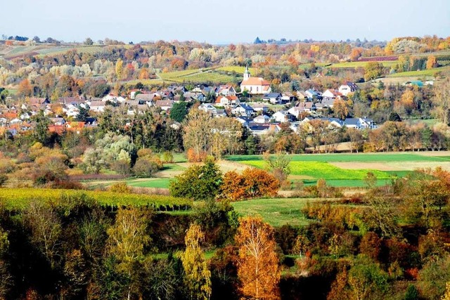 Blick auf Tutschfelden: Der Ortsteil v...esem Jahr sein 1050-jhriges Bestehen.  | Foto: Reiner Merz