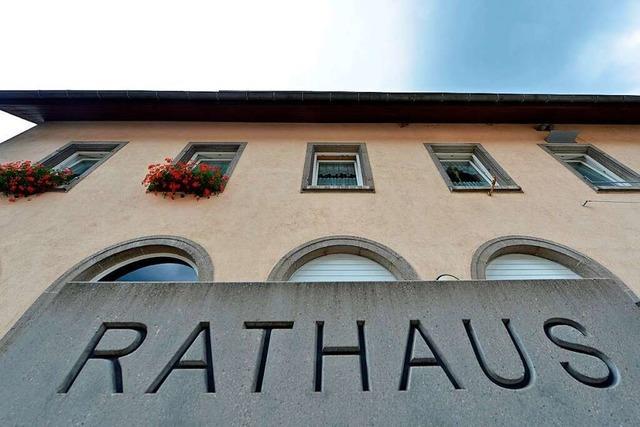 Rathausdach von Freiburg-Kappel erhält Photovoltaikanlage – früher als gedacht