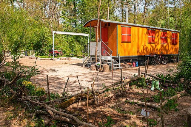 Seit 2017 besteht der  Waldkindergarte...ngsbedarf in March abdecken zu knnen.  | Foto: Hubert Gemmert