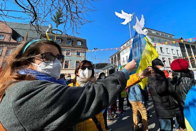 Am Samstag findet in Lrrach erneut eine Kundgebung gegen den Krieg  statt.  | Foto: Barbara Ruda