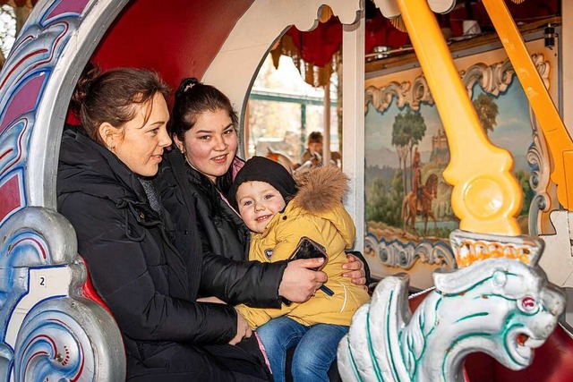 Geflchtete  Frauen und Kinder aus der...en im Europa-Park in Rust aufgenommen.  | Foto: Bernhard Rein/Europa-Park