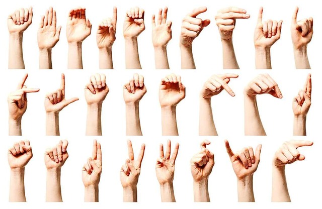 Mit dem Fingeralphabet buchstabieren t...Menschen. Hier die Buchstaben A bis Z.  | Foto: Petar Neychev