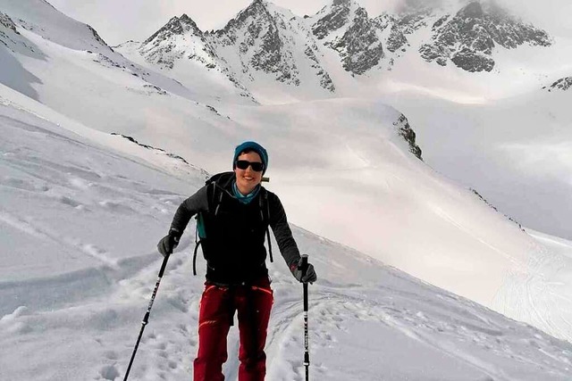 Nici Scherer arbeitet in den Semesterf...geschiedenen Berghtte in der Schweiz.  | Foto: privat