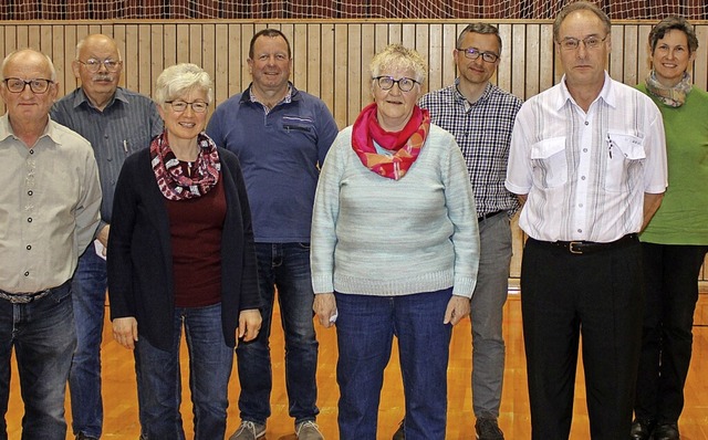 Der neue Vorstand des Schwarzwaldverei...nd Eckert, Klaus Burger und Irene Gtz  | Foto: Rolf Reimann