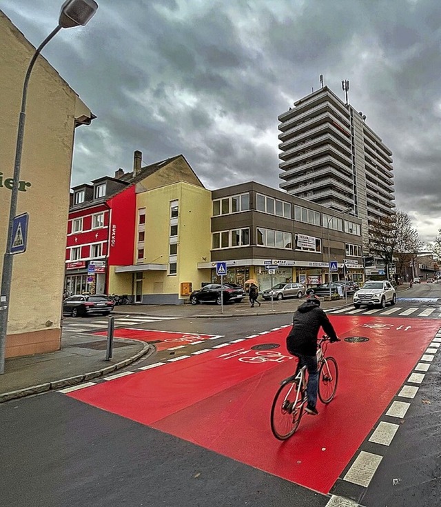 Die Fahrradstrae in Lrrach wurde auch vom Land gefrdert.  | Foto: Barbara Ruda