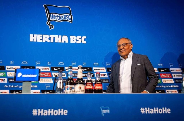 Felix Magath bei seiner Vorstellung als neuer Hertha-Trainer  | Foto: Jan-Philipp Burmann (dpa)