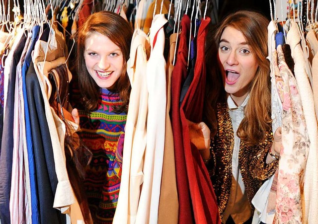 In der Kleiderei kann man Kleidung aus... organisieren sie einen Kleidertausch.  | Foto: Verwendung weltweit, usage worldwide
