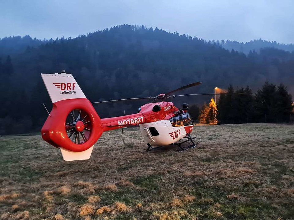 Auch ein Rettungshubschrauber war im Einsatz.  | Foto: kamera24