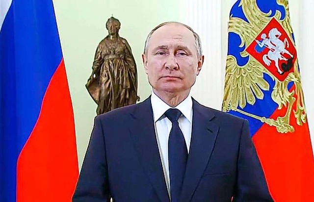 Russlands Prsident Putin strebt offen...eben von untertnigen Vasallenstaaten.  | Foto: Uncredited (dpa)