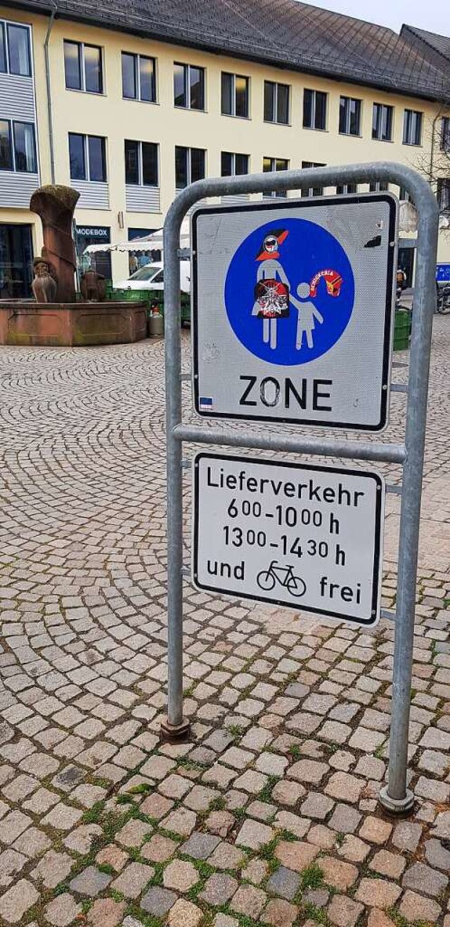 Am kleinen Marktplatz endet  die Fug...die umliegenden Straen vorgeschlagen.  | Foto: Gerhard Walser