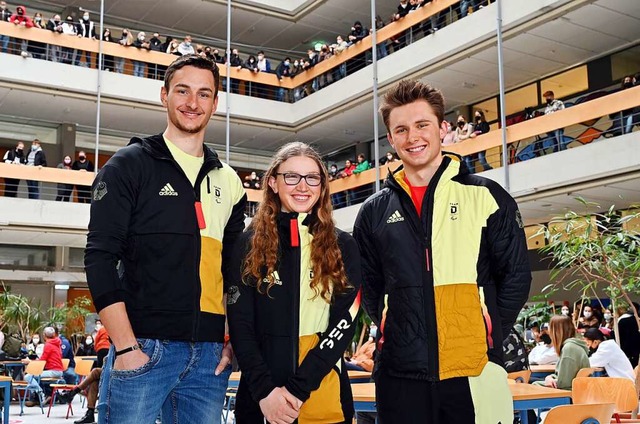 Marco Maier, Leonie Walter und Pirmin ...en nun in der Max-Weber-Schule geehrt.  | Foto: Thomas Kunz