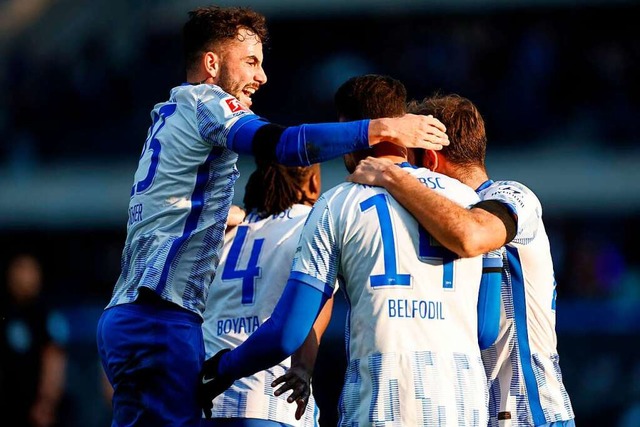 Die Hertha feiert: Im ersten Spiel unt... Magath gewinnt die Alte Dame mit 3:0.  | Foto: ODD ANDERSEN (AFP)