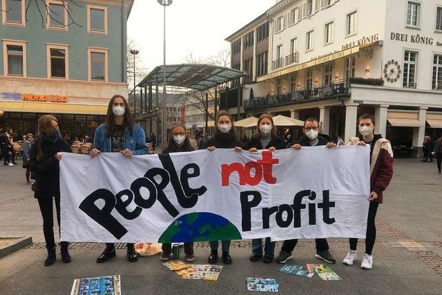 Malaktion von Fridays for Future für den Klimastreik in Lörrach